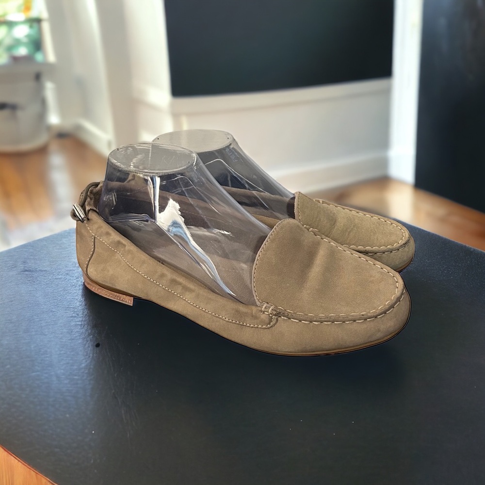Hush Puppies Women's Endless Wink Loafer Taupe Slip On Comfort Nubuck Size 10M